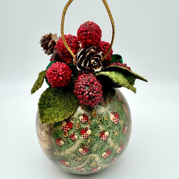 Vtg Enesco 90s Cat Ornament Paper Mache Christmas Holiday Decor Berries - Picture 4 of 9